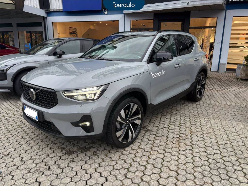 VOLVO Xc40 2.0 b3 ultra dark auto