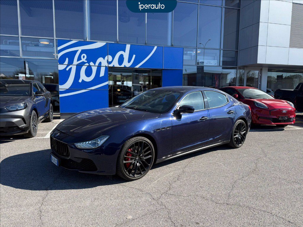 MASERATI Ghibli 3.0 v6 bt s q4 410cv auto