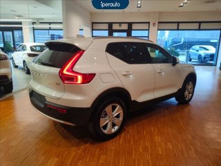 VOLVO XC40 2.0 b3 Core auto