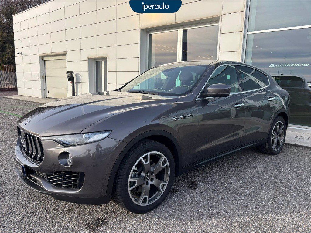 MASERATI Levante 3.0 V6 250cv auto