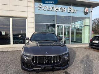 MASERATI Levante 3.0 V6 250cv auto