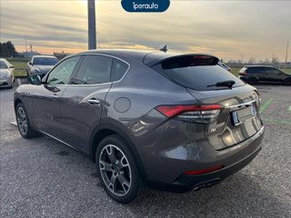 MASERATI Levante 3.0 V6 250cv auto