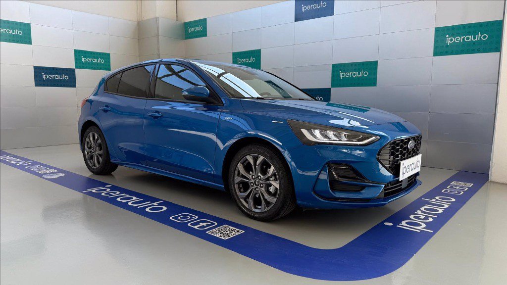FORD Focus 1.0 ecoboost h st-line design 125cv SUPER ACCESSORIATA