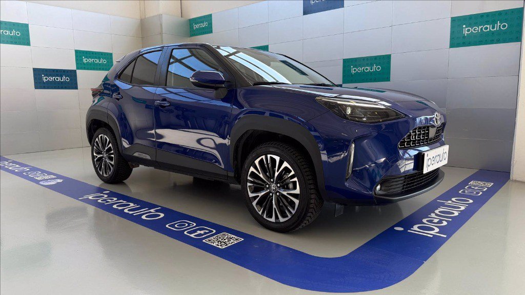 TOYOTA Yaris cross 1.5h lounge fwd 116cv e-cvt TETTO PANORAMICO