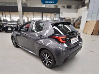 TOYOTA Yaris 1.5h lounge