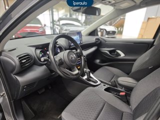 TOYOTA Yaris 1.5h lounge