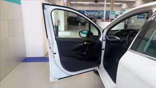 PEUGEOT 208 5p 1.2 puretech Allure 82cv