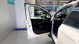 PEUGEOT 2008 1.2 puretech Active s&s 82cv PARI AL NUOVO