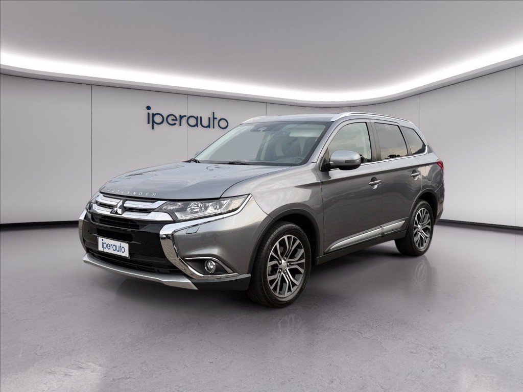 MITSUBISHI Outlander 2.2 instyle plus navi awd 7p.ti auto